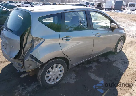 2015 Nissan Versa Note Sv z USA, uszkodzony, nr VIN 3N1CE2CP1FL375302